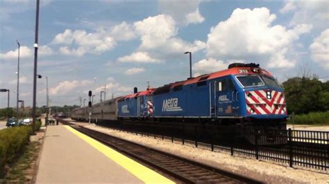 Jump to Service Alerts Stations & Parking Service Alerts Metra Alert - Metra Electric District Extra Service For Chicago Bears Games The Metra Electric District will run extra train service for anticipation of larger than normal crowds for the Chicago Bears home games. . Bnsf metra